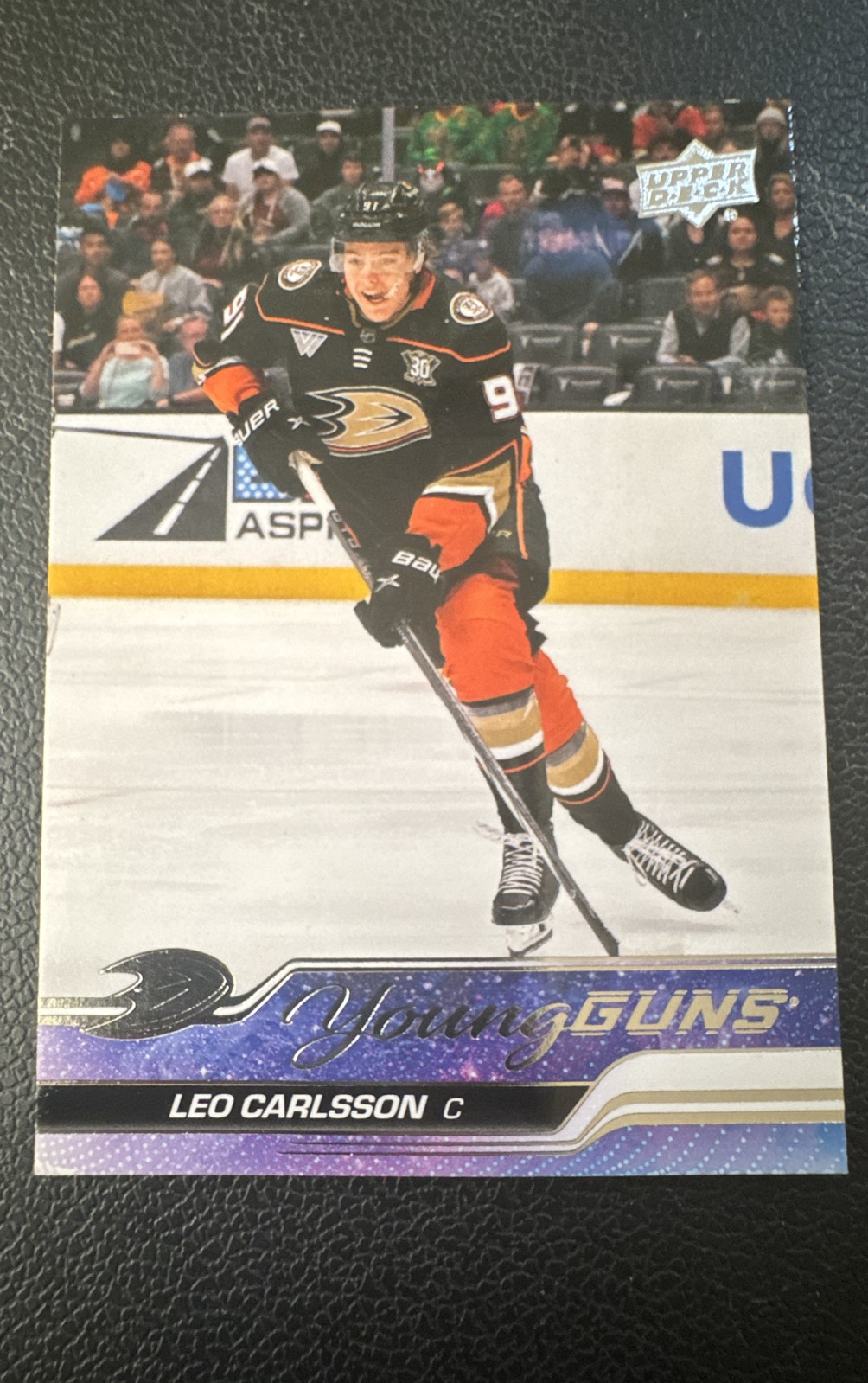2023-24 Upper Deck Series 2 - Young Guns Leo Carlsson #468 (RC)