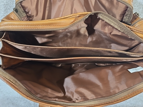 Dilana Leder Tasche Organizer Aktentasche Laptop abnehmbarer Schultergurt erweiterbar - Bild 11 von 24