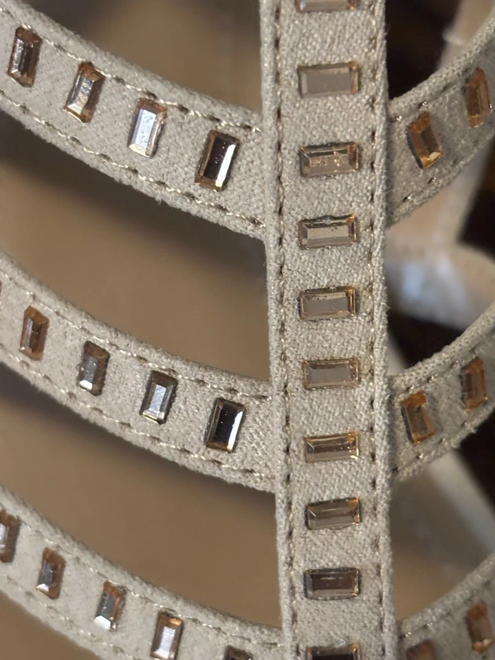 ¡¡¡OFERTA!!!  Sandalias Style & Co Beige Arenoso con Cuentas de Vidrio Rosa Cremallera Trasera Usadas en Excelente Condición 8M Foto 4 de 4