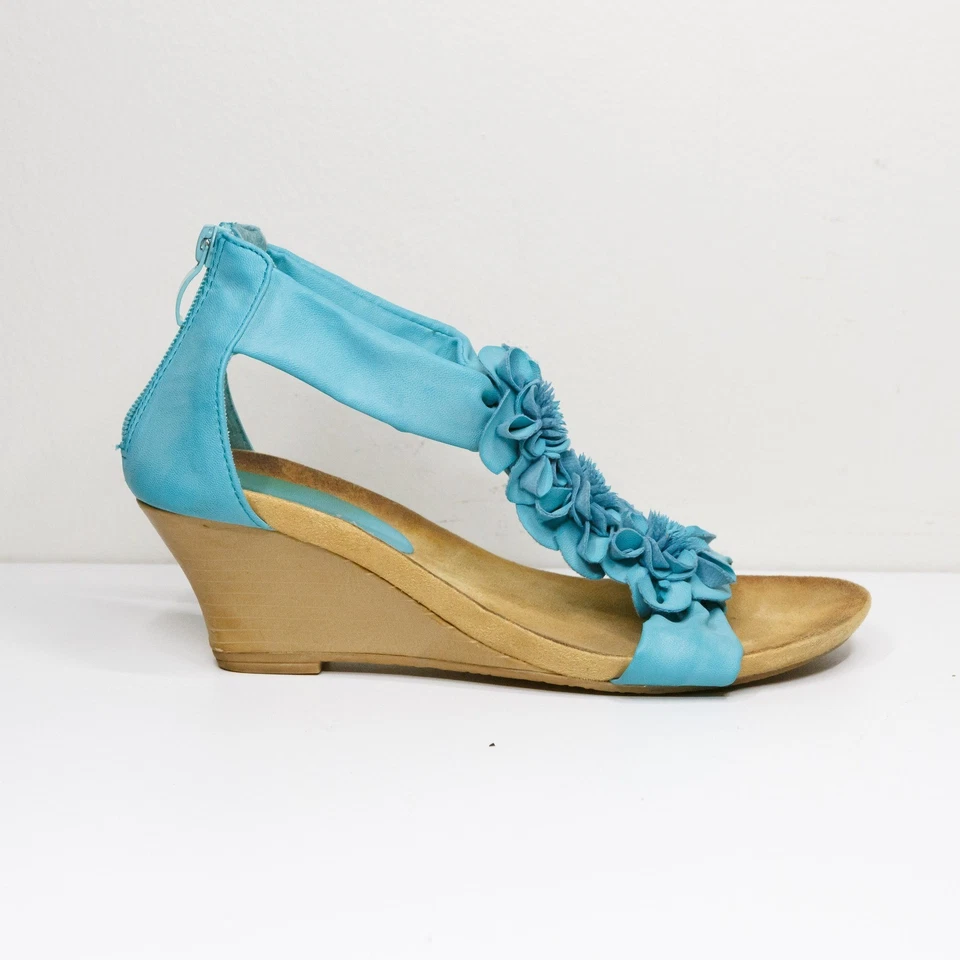 PATRIZIA Spring Step Isabella Floral Wedge Sandals Turquoise Blue Sz 37/6.5-7 - Image 3 of 4