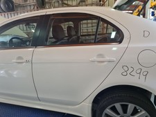 Porte arrière et accessoires Mitsubishi LANCER
