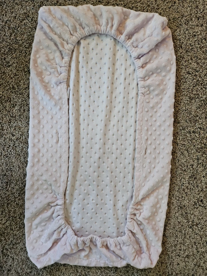 Cubierta de almohadilla para cambiar pañales rosa Binky (bxD) Foto 2 de 2