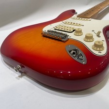Fender Player II Stratocaster HSS Maple Griffbrett Medium Jumbo Bünde