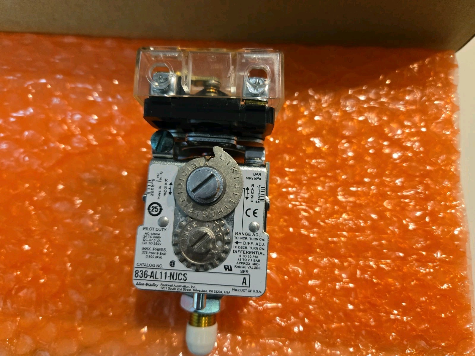836-AL11-NJCS. Refrigeration Electro-Mech 836 Pres Sw. Rockwell Automation. New