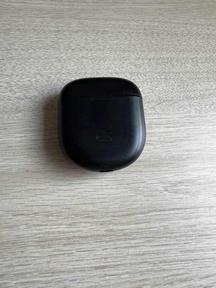 Bose Charging Case For Quietcomfort Earbuds II - Image 3 of 4