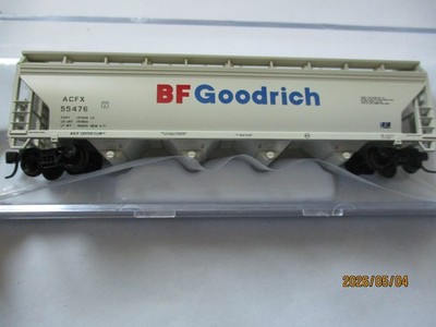 Atlas Trainman # 50007105 BF Goodrich ACF 5250 Covered  Hopper  #55476. N-Scale.