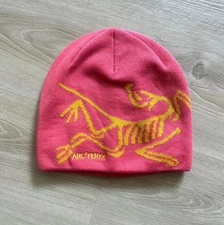 NWT Arc’teryx Wool Knit Beanie Pink Bird Head Toque Hat – Winter Ski Hiking