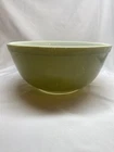 Vintage Pyrex Mixing Bowl #403  Avocado Green 2 - 1/2 Quart *No Chips*