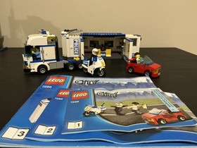 Huge Lego City Police Dept Lot 8+ retired sets with instructions- 7498 4439 4441