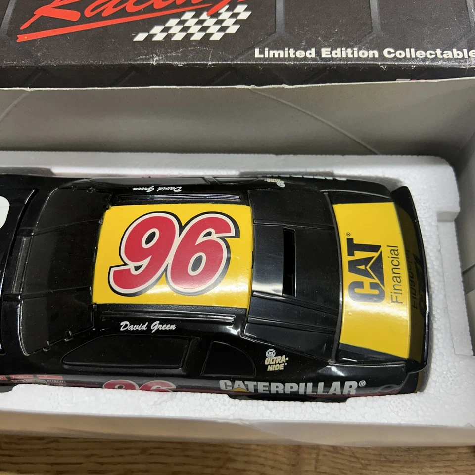 Banco de ventana negro David Green #96 Caterpillar 1997 1:24 NASCAR Action Foto 2 de 4