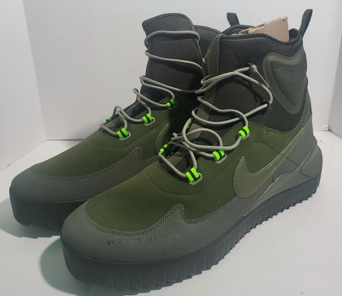 Nike wild shop mid