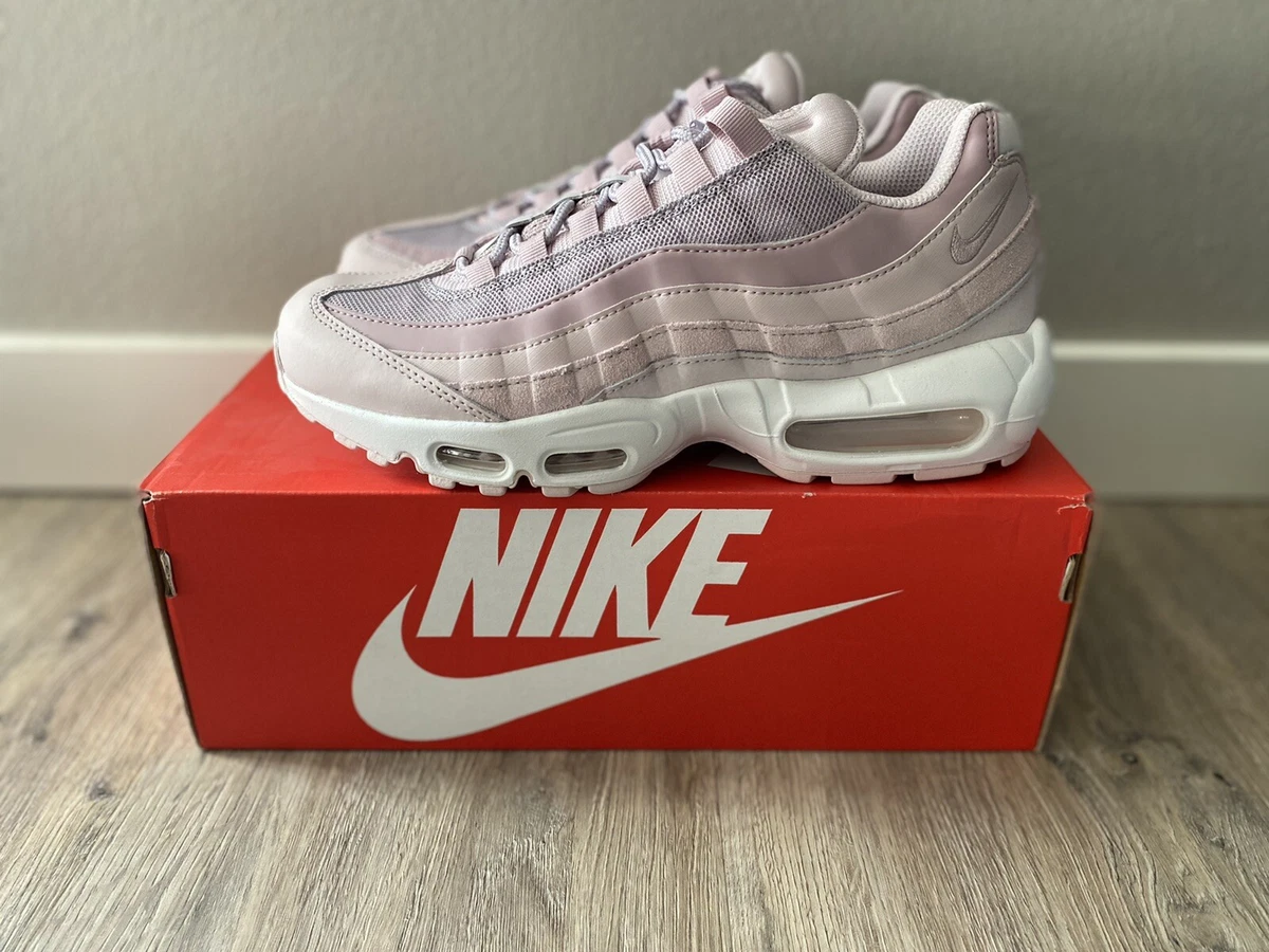 Nike Air Max 95-Barely Rose/Plum Chalk-Womens 9.5(CI3710-600)