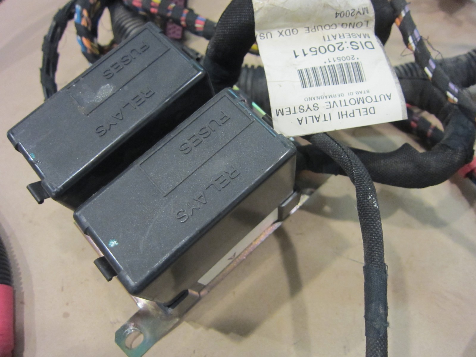 Maserati 4200 Coupe (2004). RH Longitudinal Cables Part# 200511