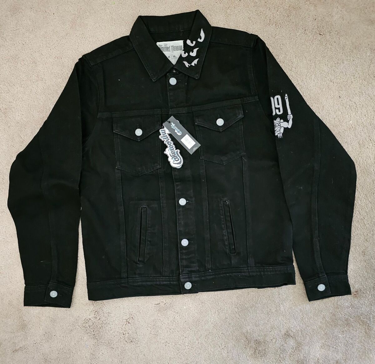 【注目コラボ】Cakeworthy x HauntedMansionレオタ ジージャン Cakeworthy Haunted Mansion Madame Leota Black Denim Jacket