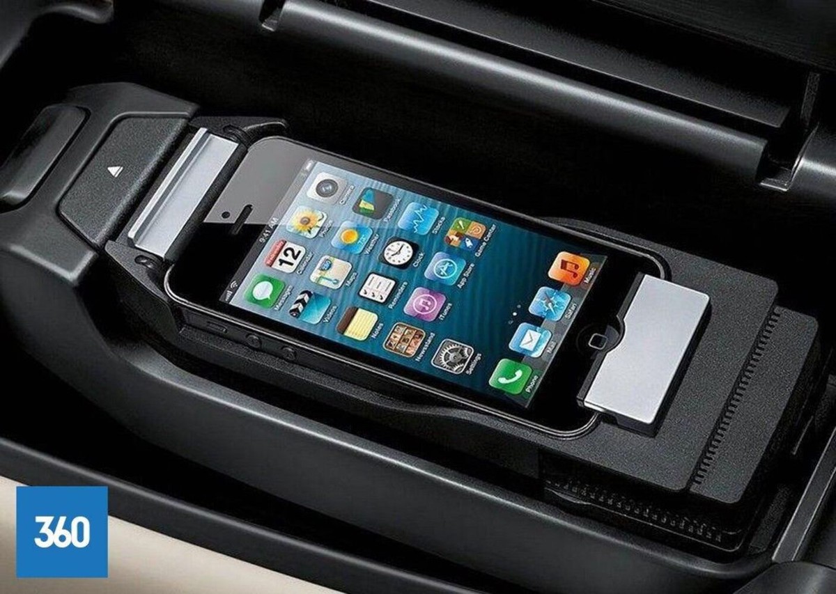 Amazon Bmw Iphone Snap In Adapter Buy BMW Genuine Snap-In Adapter