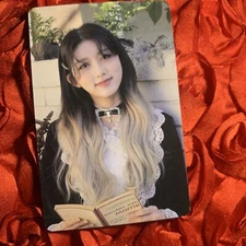GAEUL IVE ELEVEN Edition Celeb K-pop Girl Photo Card Book