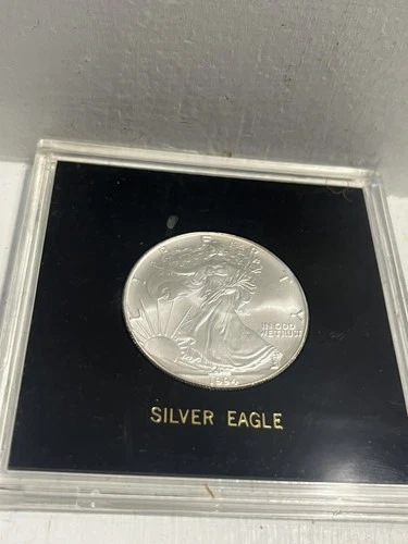 - 1994 Silver American Eagle Proof Coin 1 Troy Ounce .999 Fine Silver