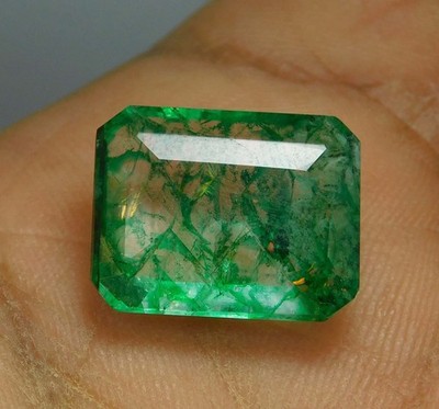 Natural green Emerald 10.15 Ct Colombian Emerald Cut Certified gemstone A-4711