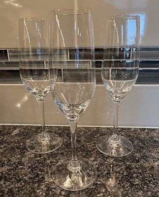 Riedel Crystal Vivant 9oz Champagne Sparkling Wine Flutes Glasses 8.75  Set Of 3