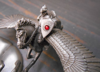 1992 Tom Meier RF 3040 Pewter Figurine of Fighting Knights on Winged Horses