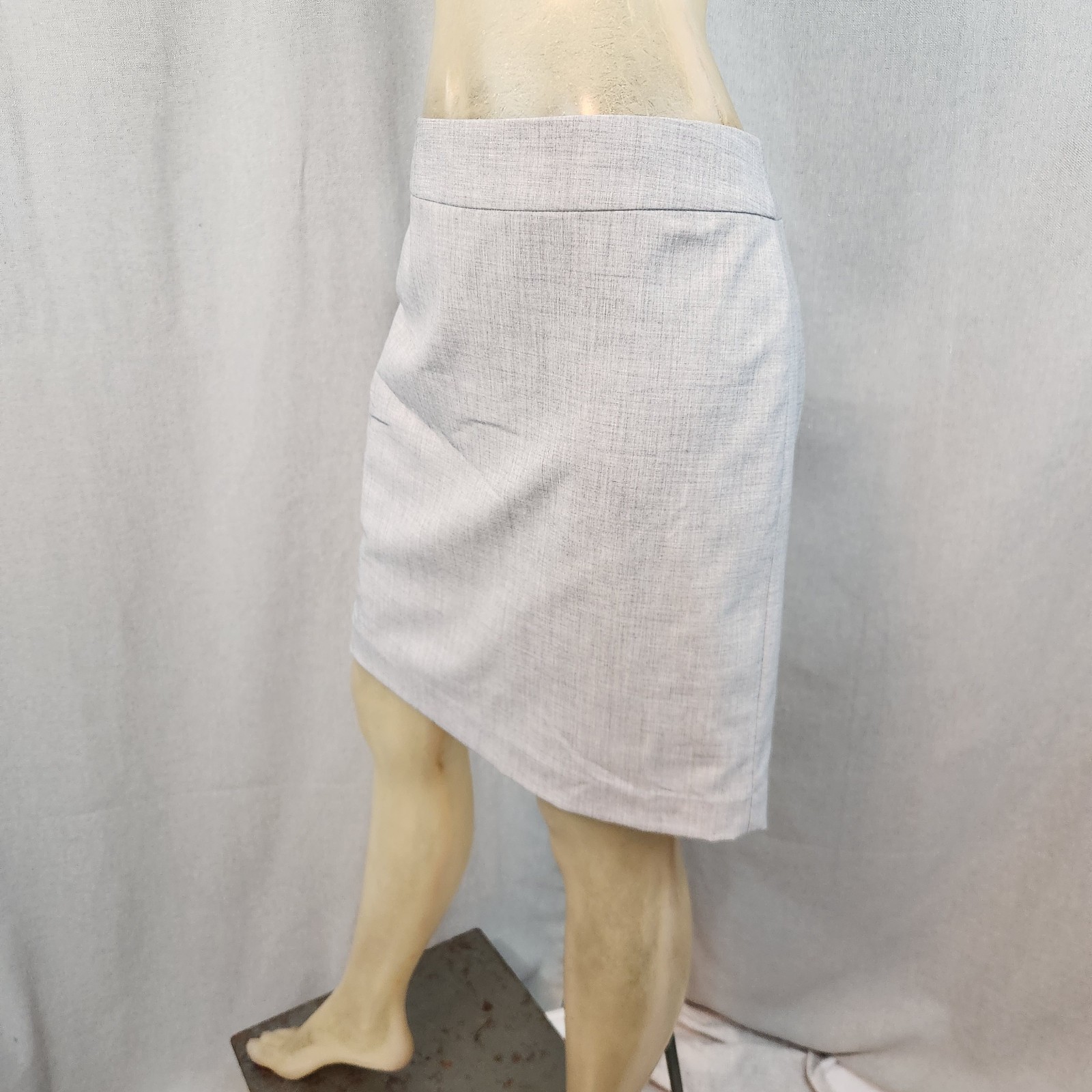 Banana Republic Solid Light Gray Straight Pencil … - image 5