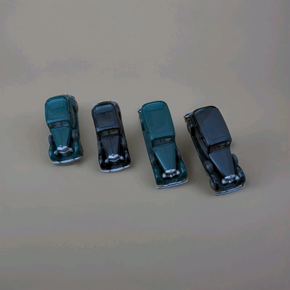 Wiking 30er Jahre 2x Mercedes 260 D, 2x Horch 850