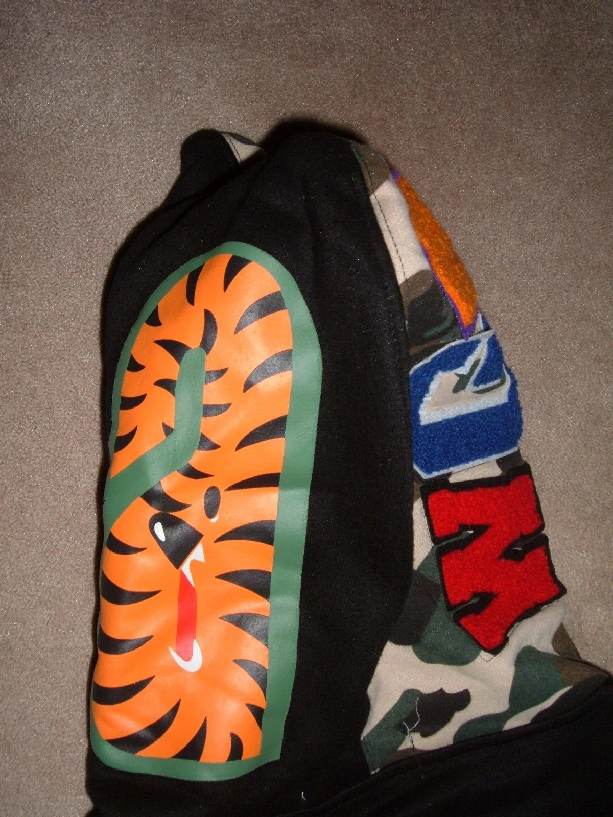 A BATHING APE (BAPE) Felpa con cappuccio e zip intera BAPE WGM Shark nera A Bathing Ape taglia M