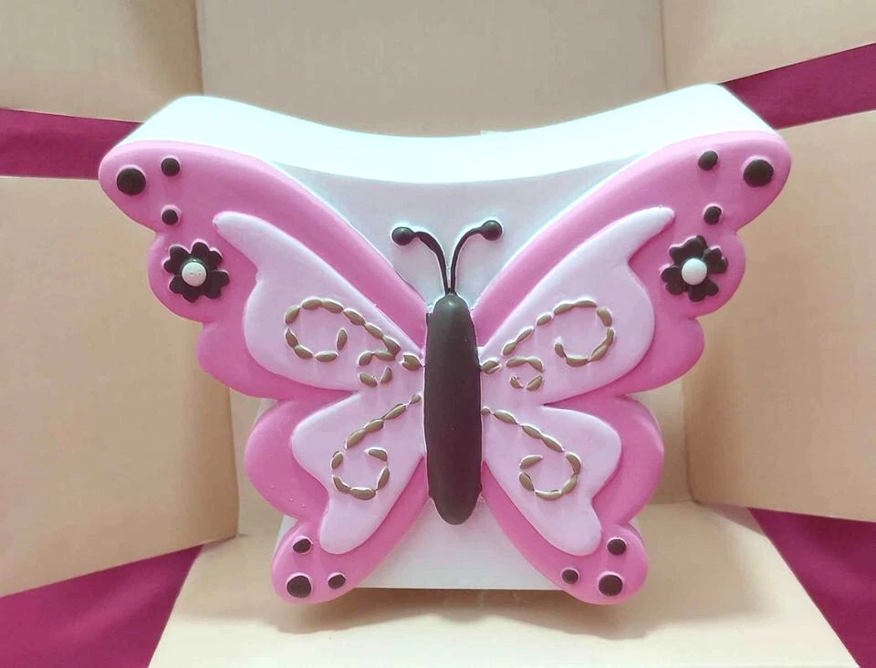 Kidsline Decoración Shoppe Mariposa Noche Rosa Claro Blanco Marrón Resina Nuevo En Caja Foto 2 de 4