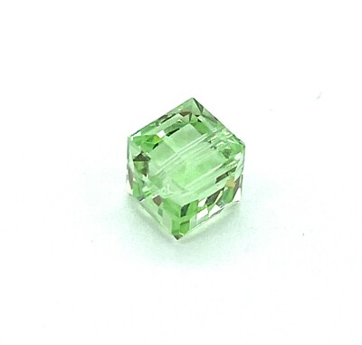 4 Pc x Chrysolite Cube 8mm #5601  Crystal Bead Swarovski Element