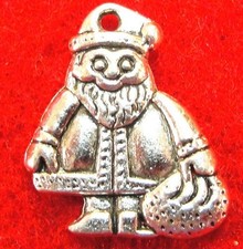 50Pcs. WHOLESALE Tibetan Silver Christmas SANTA CLAUS Charm Pendants Drops Q0560