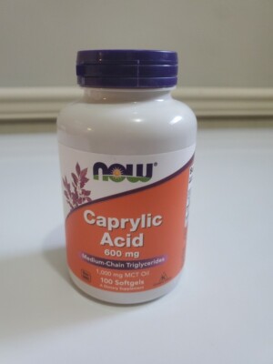 Now Foods Caprylic Acid 600 mg - 100 Softgels GMP Quality Assured  Best By 09/26