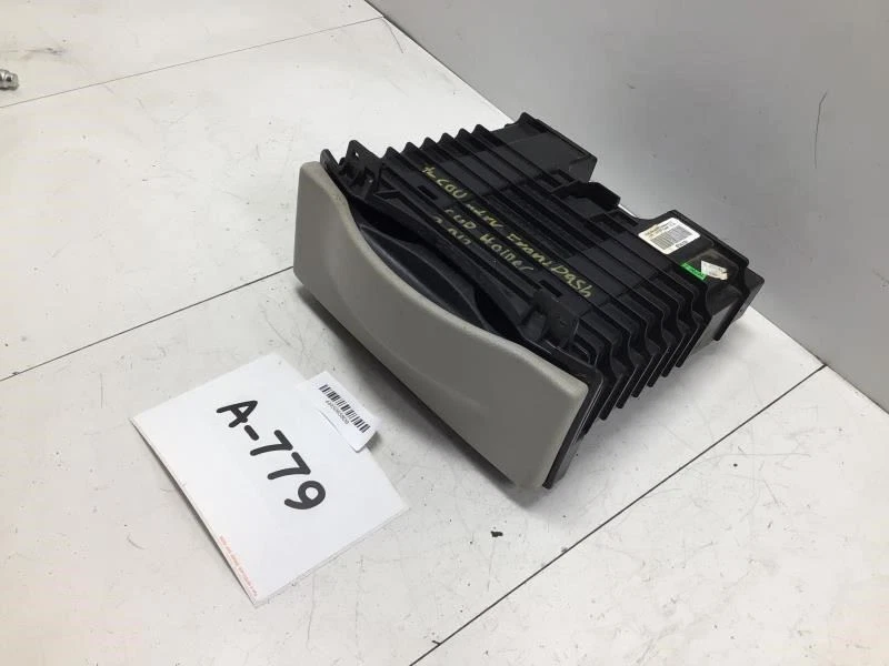 2012 CHRYSLER TOWN COUNTRY DASH CUP HOLDER OEM+ - Image 3 of 4