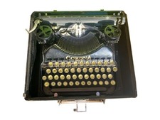 Vintage Beautiful 1930’s Smith Corona 4 Bank Flat Top Portable Typewriter & Case thumbnail