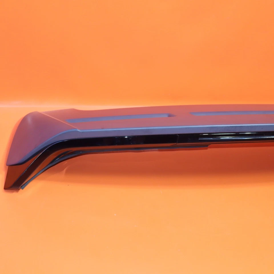 ALERÓN PUERTA LEVADIZA LAND ROVER DISCOVERY 2017-2019 2020 2021 2022 2023 LR173164 Foto 3 de 4