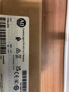 1 Off Allen Bradley 1756 OF8 Analogue Output Module