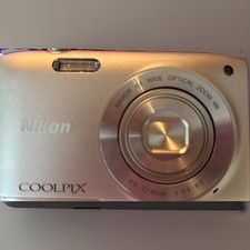 Nikon COOLPIX S3300 16.0 MP Digital Camera - Silver