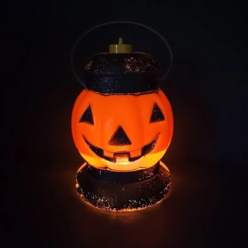 Vintage 60’s/70’s Jack-o-Lantern Pumpkin Blow Mold Lantern W/ Flashlight 6.5 In