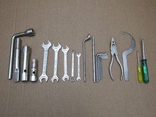 BMW R100R Classic 1991 15,569 miles tool kit (7808)