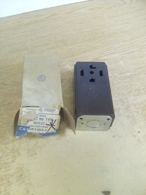 General Electric GE4193-1 4-Wire Grounding Type Outlet ''READ DESCRIPTION''
