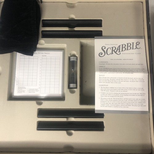 SCRABBLE Word Game ONYX Edition Giradischi Legno Nero Tavola e Piastrelle No Pad Matita - Foto 4 di 5