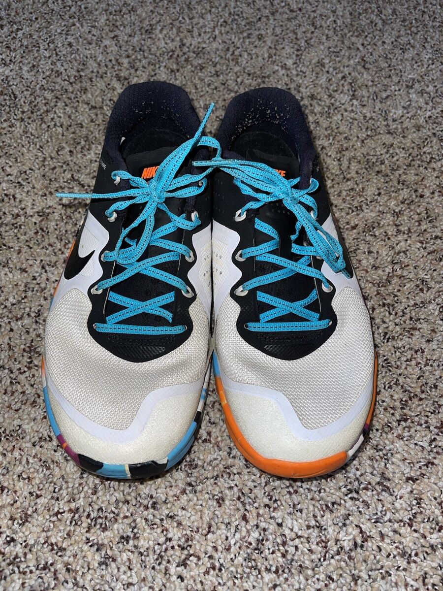 Women's Nike Metcon 2 Flywire Athletic Shoes Sz 9.5M Women's Nike Metcon 2 Flywire Athletic Shoes Sz 9.5M