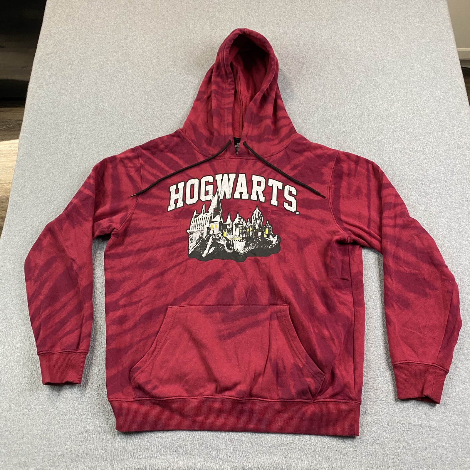 Hogwarts Tie Dye Red Hoodie Mens Medium Harry Potter Wizarding World Castle HP