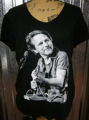 PEARL JAM juniors 2XL concert tee Eddie Vedder lyrics Black