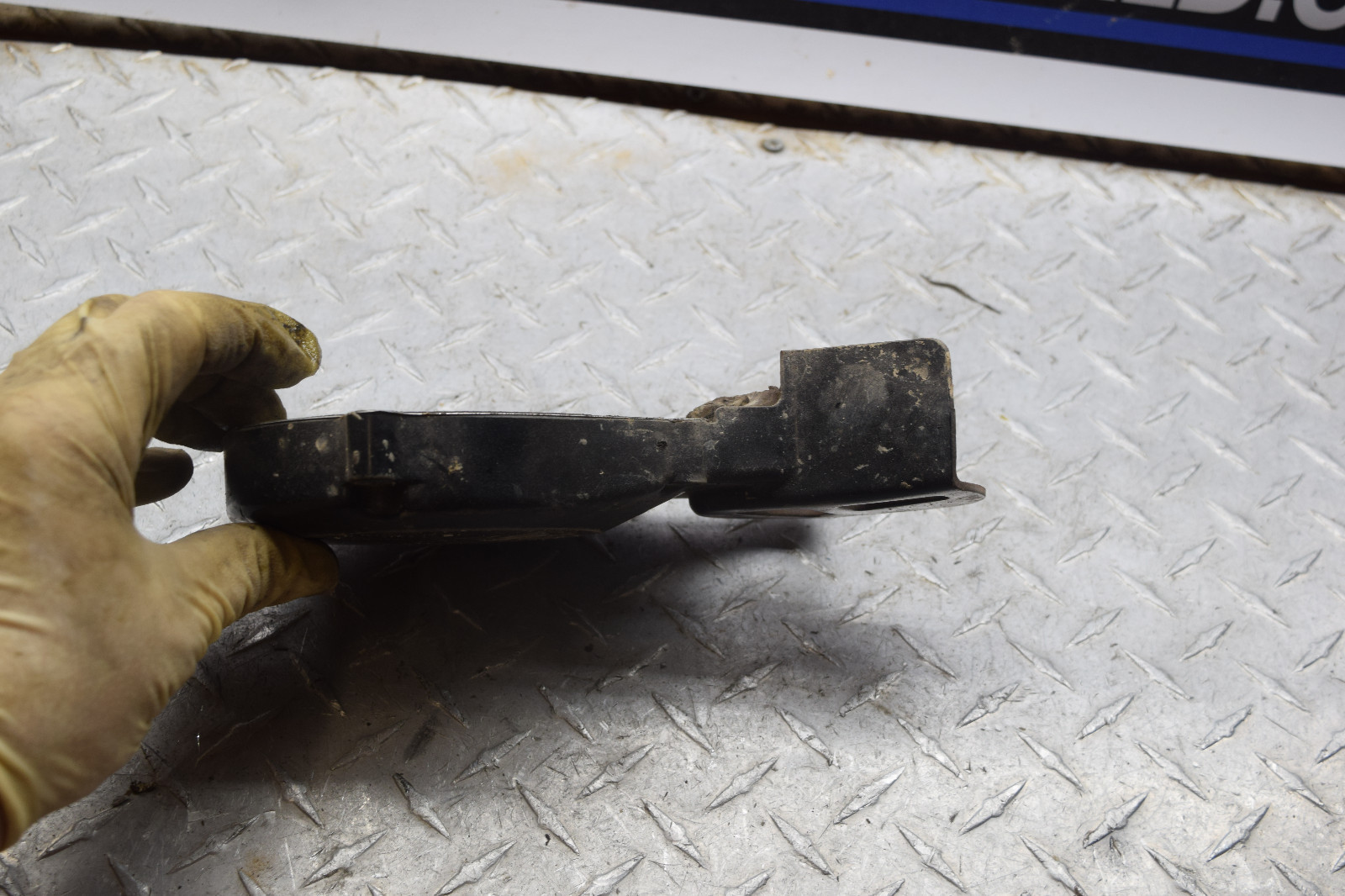 Z34 STATOR ENGINE SIDE COVER 02 YAMAHA YZ85 YZ 85 2002 DIRT BIKE FREE