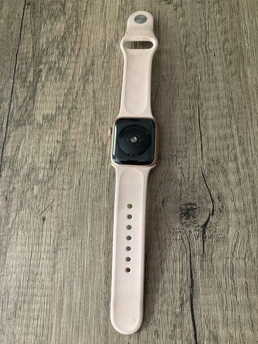 Apple Watch SE (1st Gen) 40mm - Rose Gold (GPS + Cellular) Pink Sport Band - Zdjęcie 7 z 16