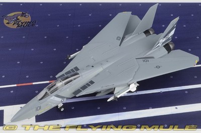 Easy Model 1:72 F-14D Tomcat USN VF-2 Bounty Hunters NE100