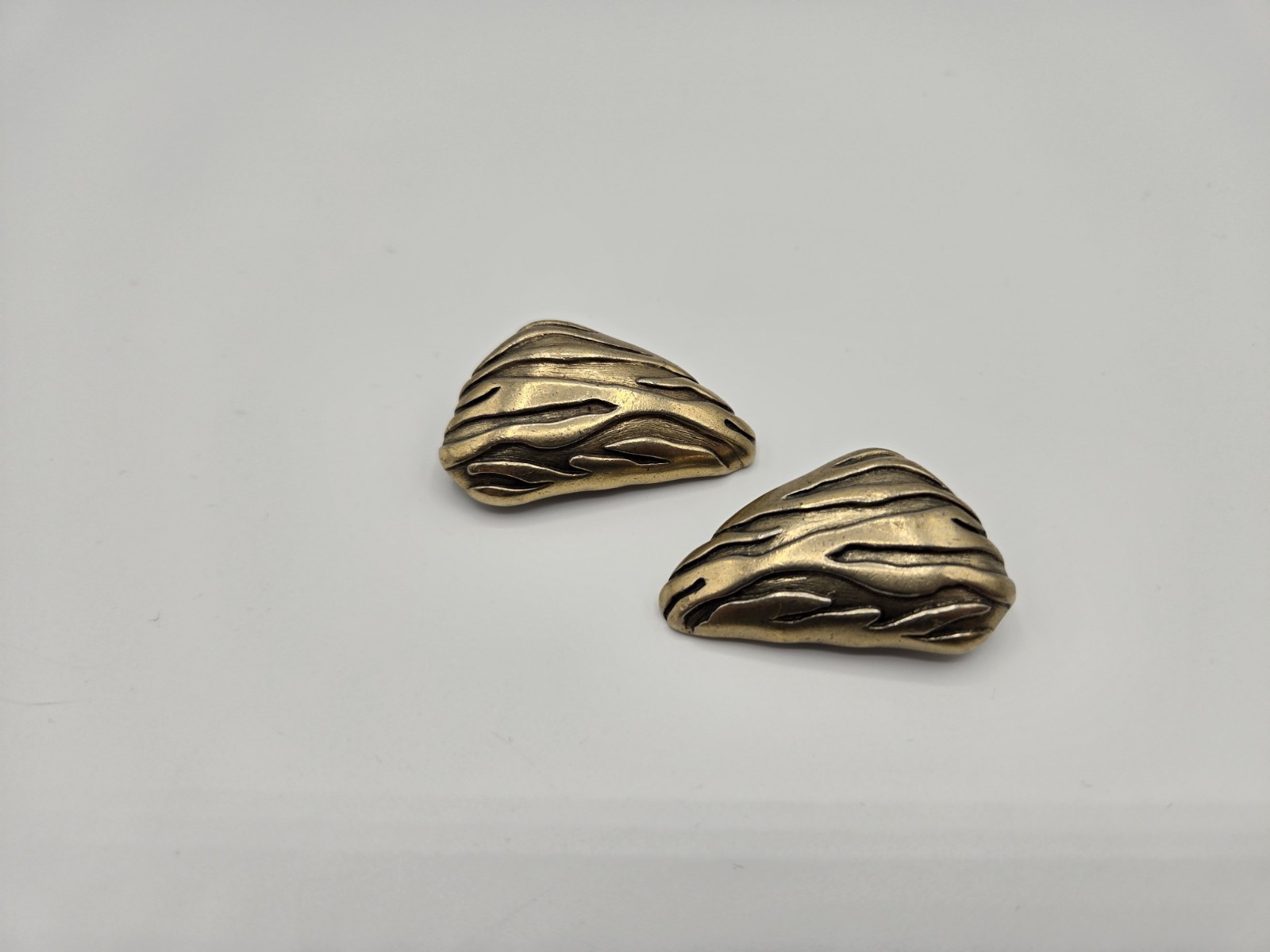Vintage Trifari Chunky triangular Shape Earrings … - image 1
