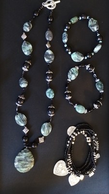 Green Jade (Nephrite) And Onyx Hand Crafted Necklace and Earrings Set