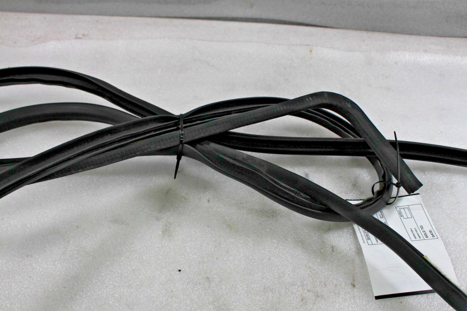Ferrari 308, Rear Roof Moulding, Used, P/N 61705500