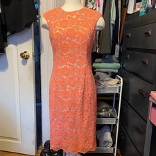 Pre-Loved, Women’s Size 6 Vince Camuto Coral Pink Sleeveless Midi Floral Dress